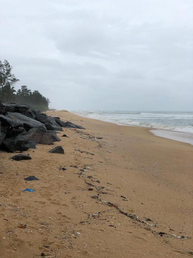 Saffronstays Blue Flag House, A 3-Bdr Beachfront Villa In Hejamady Mangalore Esterno foto